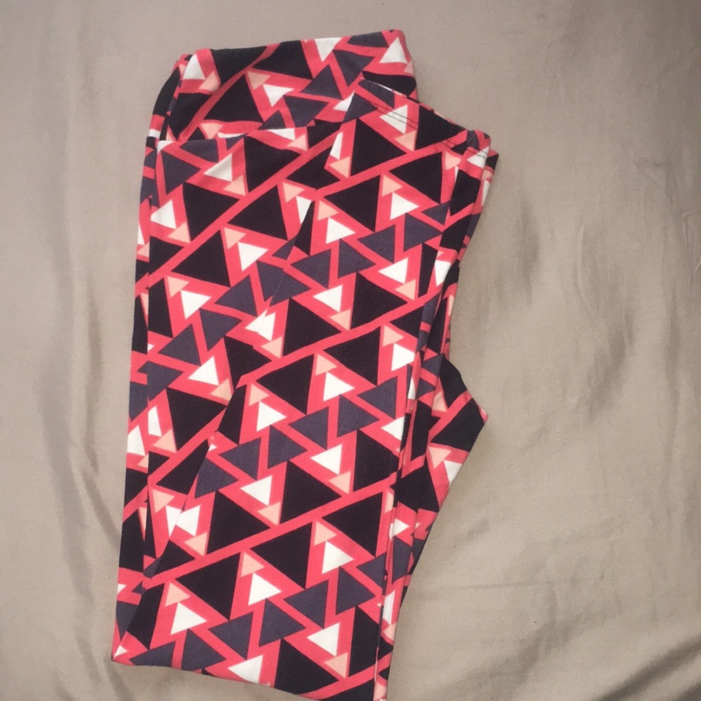 Lularoe tall and curvy leggings